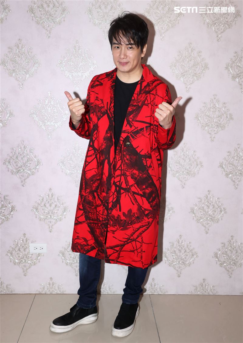 王樂妍投資開美容SPA店嘉賓張洛君前往祝賀。（記者邱榮吉/攝影）