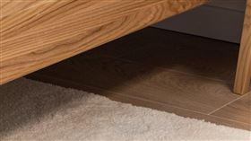 性侵未成年少女得逞後，惡狼竟還躲在對方家床底，待了整整3週。（圖／翻攝自pexel）