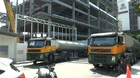 台積電中科園區15廠，勤美集團勤美之森工地抽地下水，水車