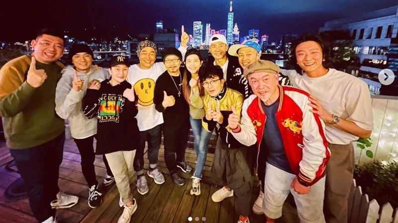 憲憲家族大合體　不見1大咖再掀傳聞