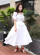 雞排妹鄭家純三立新聞網專訪。（記者邱榮吉/攝影）