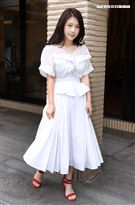 雞排妹鄭家純三立新聞網專訪。（記者邱榮吉/攝影）