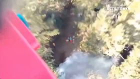 爬新康墜谷1200.