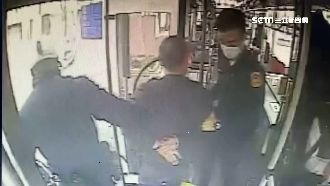 醉漢失控大鬧公車　摔酒瓶嚇壞乘客