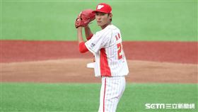 ▲味全龍先發投手吳俊杰。（圖／記者劉彥池攝影）