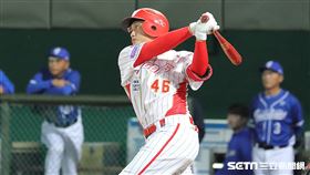 ▲味全龍三壘手劉基鴻。（圖／記者劉彥池攝影）