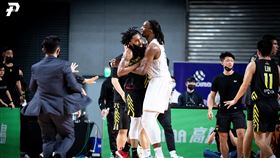 攻城獅與夢想家27日之戰爆發大規模衝突。（圖／PLG提供）