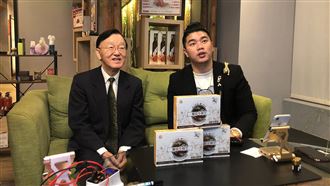 獨／熟悉的資深旁白哥　轉戰直播圈