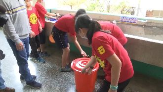 限水警戒！校園「人工作戰」補滿水塔