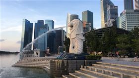 新加坡魚尾獅，夜景