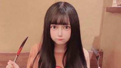混血「洋娃娃」網紅未婚生子：有2個