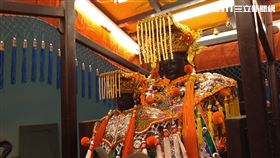 ▲圖前為崇禎媽，後為開基天后祖廟的三媽。（圖／寶島神很大）