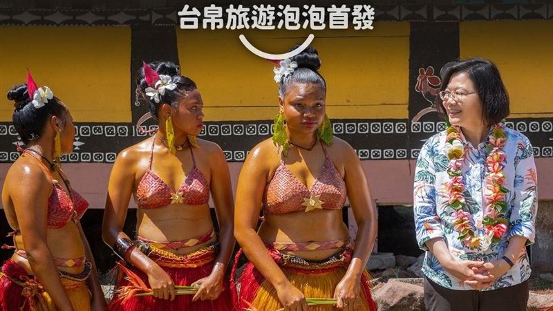 台帛泡泡啟動　小英親曝4大觀光亮點