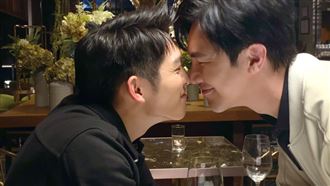 謝佳見同居鮮肉男友 媽現身被迫出櫃