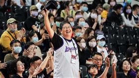 新竹縣長楊文科發文力挺攻城獅。（圖／翻攝自楊文科臉書）