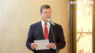 斷交後美大使首度訪台　倪約翰讚台灣