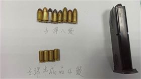 新北市，瑞芳，雙溪，改造手槍，租賃車