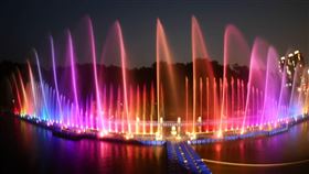 百年石頭屋 舊草嶺隧道 山佳車站 碧潭水舞（圖／新北市觀光旅遊局提供）