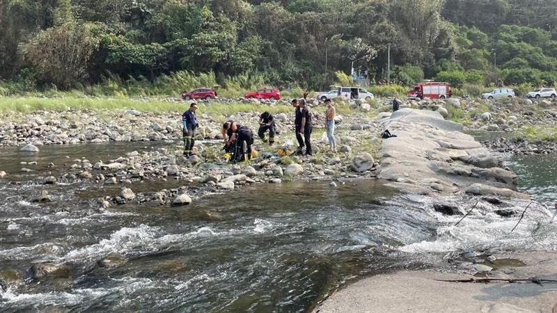 南投潛水2米驚見白骨　只剩軀幹腿骨