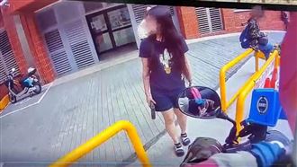 女大生取餐攜槍？仇家現身外送員秒懂