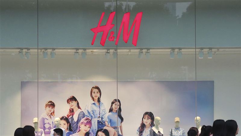 要用新疆棉了？H&amp;M發聲明喊話中國