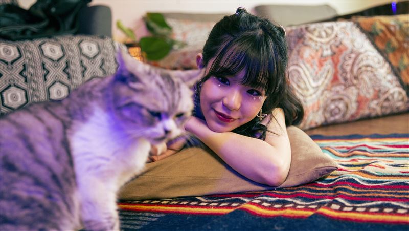 正妹工程師換跑道　竟成本土天團師妹