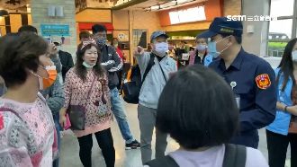 金門機場起大霧　遊客無法回台氣炸