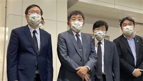 陳時中現身桃園機場(記者馮珮汶提供)