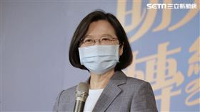 蔡英文出席「110年全國社會工作專業人員表揚頒獎典禮」。（圖／總統府提供）