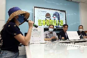 女學生搭Uber遇繞路  藍委要求交