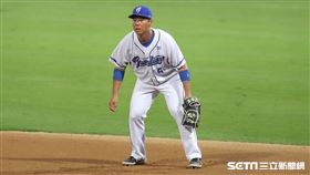 ▲富邦悍將一壘手林益全。（圖／記者劉彥池攝影）