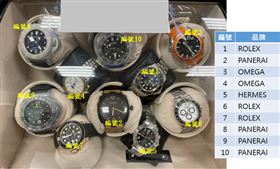 ▲逃瑜地檢署偵辦調查局丟毒案，公布查扣航基站組長徐宿良被查扣的金額、名牌包、名車、名錶等。（圖／翻攝畫面）