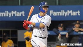 ▲富邦悍將一壘手林益全。（圖／記者劉彥池攝影）