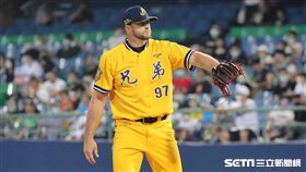 ▲中信兄弟先發投手萊福力。（圖／記者劉彥池攝影）