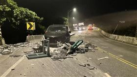 新北,貢寮,曳引車,大理石磚,廂型車（圖／翻攝畫面）