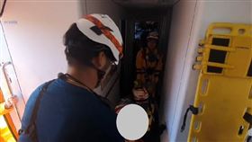 花蓮,太魯閣號,出軌,搶救,清水隧道,工程車（圖／翻攝畫面）