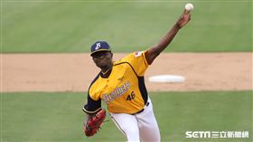 ▲中信兄弟先發投手德保拉。（圖／記者劉彥池攝影）