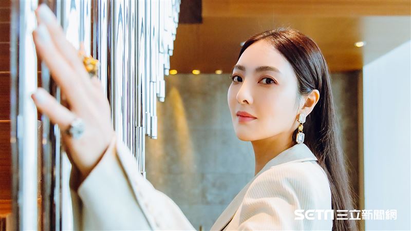 吳速玲爆胖7公斤！自創小臉穿搭秘訣