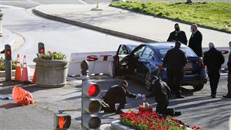 飛車闖國會山莊揮刀襲擊　嫌與1警亡