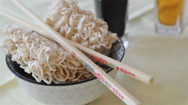 婦微波杯麵燒死自己　日專家警告關鍵