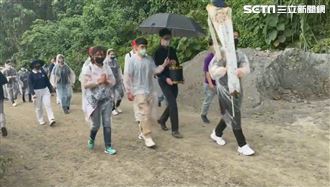 回家了！家屬招魂哭喊　天空突降大雨