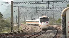 太魯閣408次列車出軌前10分鐘最後身影，司機員袁淳修、助理司機員江沛鋒，武塔站，(圖／鐵道迷林劭劭授權使用）