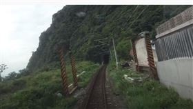 關鍵7秒！太魯閣號「駕駛視角」曝　網氣炸：台灣工程太差（圖／臺灣交通鐵道影像頻道授權）
