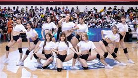 夢想家啦啦隊以《灌籃高手》主題曲改編舞蹈。