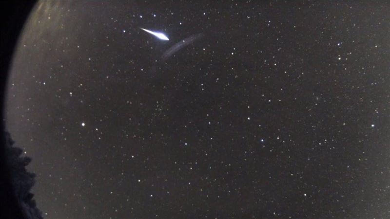 4月奇景！流星雨、超級滿月時間看這