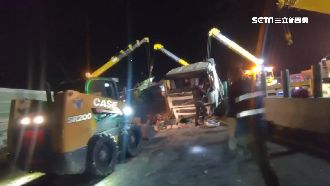 台61線砂石車追撞　磚塊散落3送醫