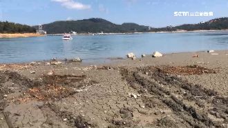日月潭水位創新低　水龍頭流出泥巴水