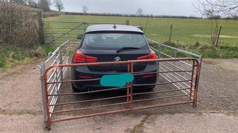 BMW亂停擋住門口！農民1招笑翻網