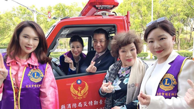 豪捐60萬助消防救災！周遊暖舉曝光