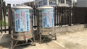 供5停2上路民眾預先儲水  苗栗供水站未見人潮苗栗縣與新竹縣、市部分地區6日起自來水「供5停2」，由於民眾多半已利用連假期間預先儲水，臨時供水站未見排隊人潮。中央社記者管瑞平攝  110年4月6日